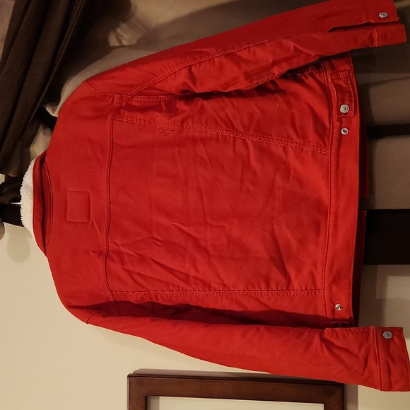 Women's Levi's Red Sherpa-Lined Cordaroy Jacket Size Large - Picture 3 of 3